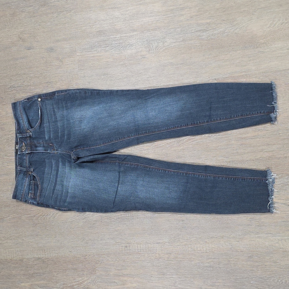 1822 Denim Adrianna Women's Size 4 Skinny Ankle Raw Hem Stretch Dark Wash - Picture 1 of 8